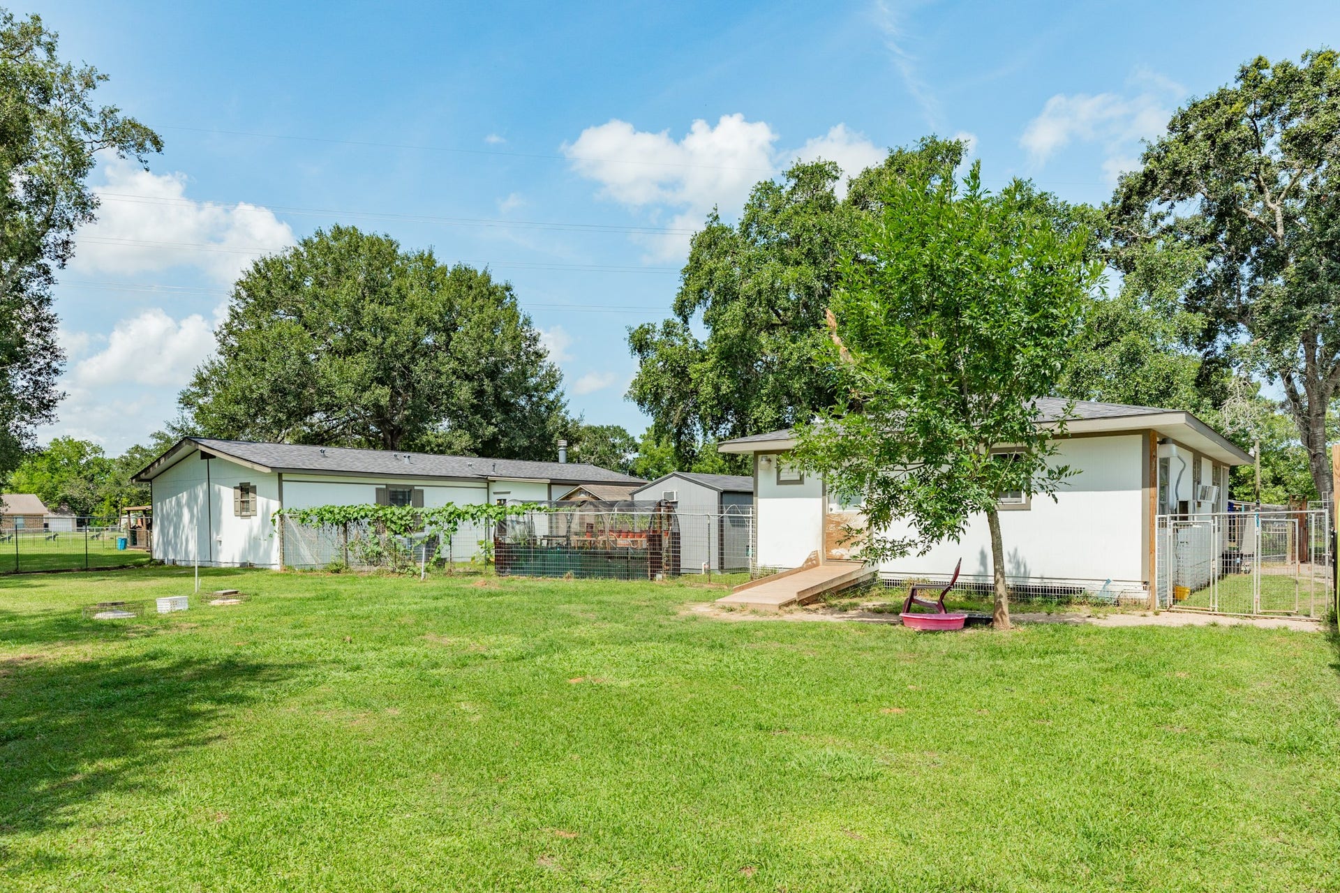 2230 Nancy Street, Alvin, TX 77511 2230 Nancy Street, Alvin, TX 77511