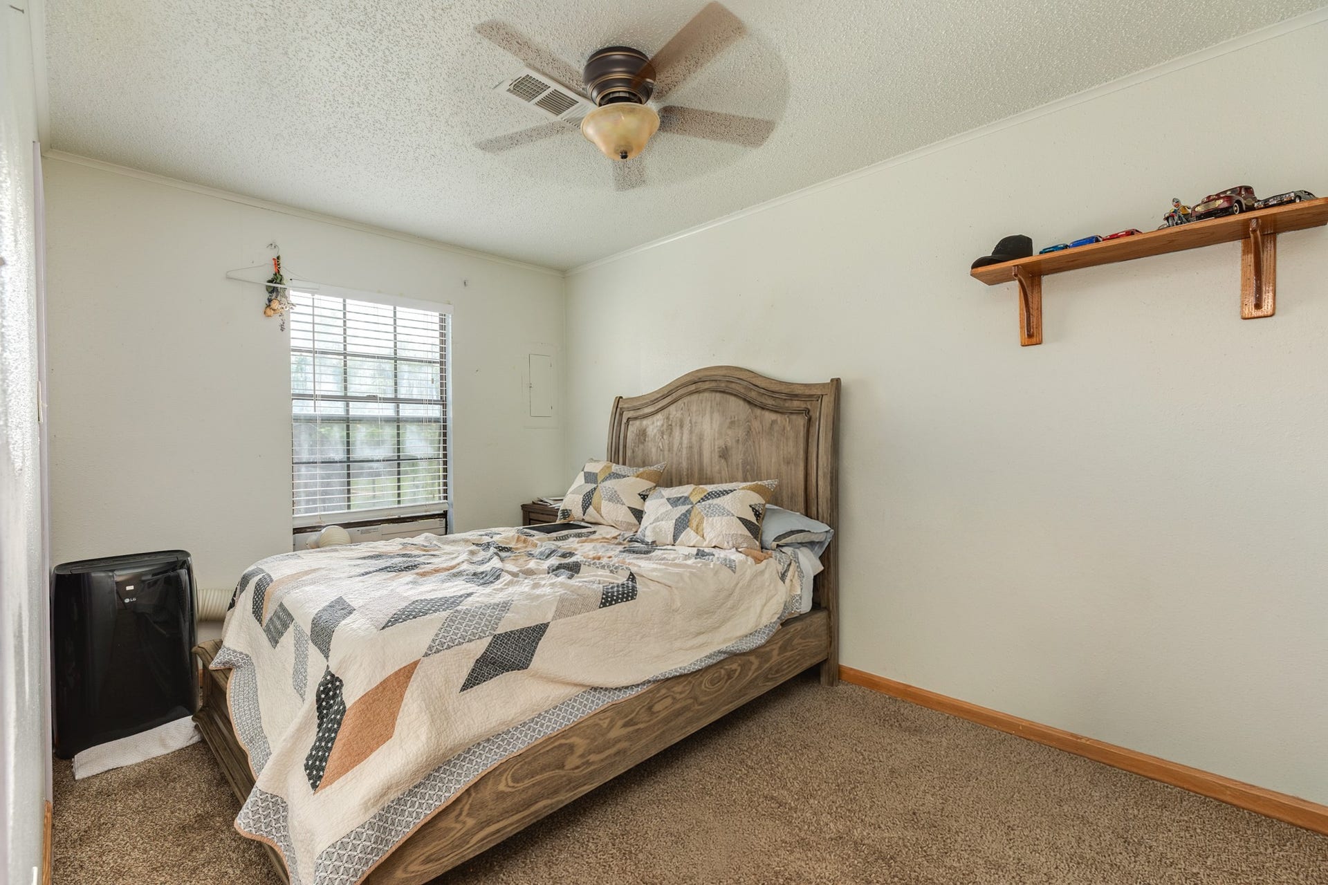 2230 Nancy Street, Alvin, TX 77511 2230 Nancy Street, Alvin, TX 77511