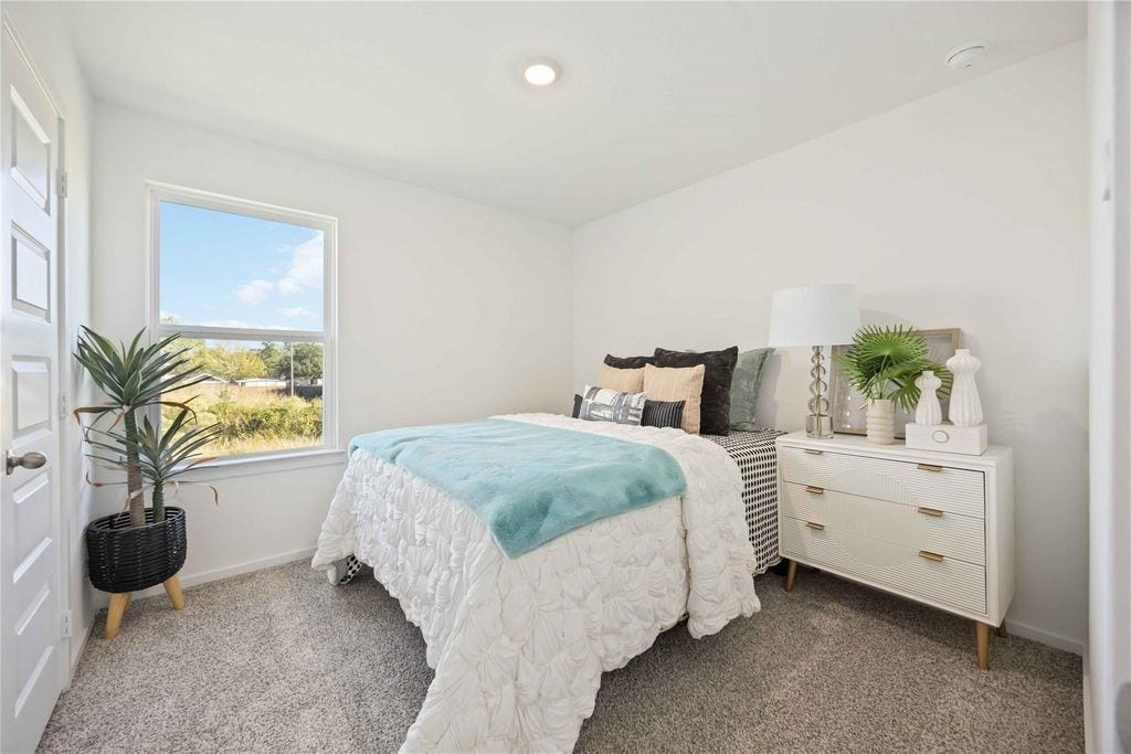 5930 Manning Oaks Street, Houston, TX 77091 5930 Manning Oaks Street, Houston, TX 77091