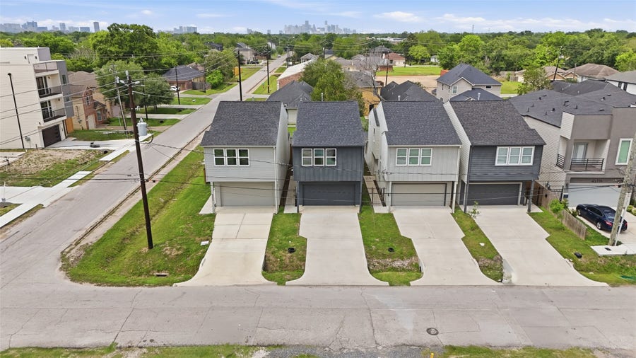 Property photo for 4307 Larkspur Street, Houston, TX