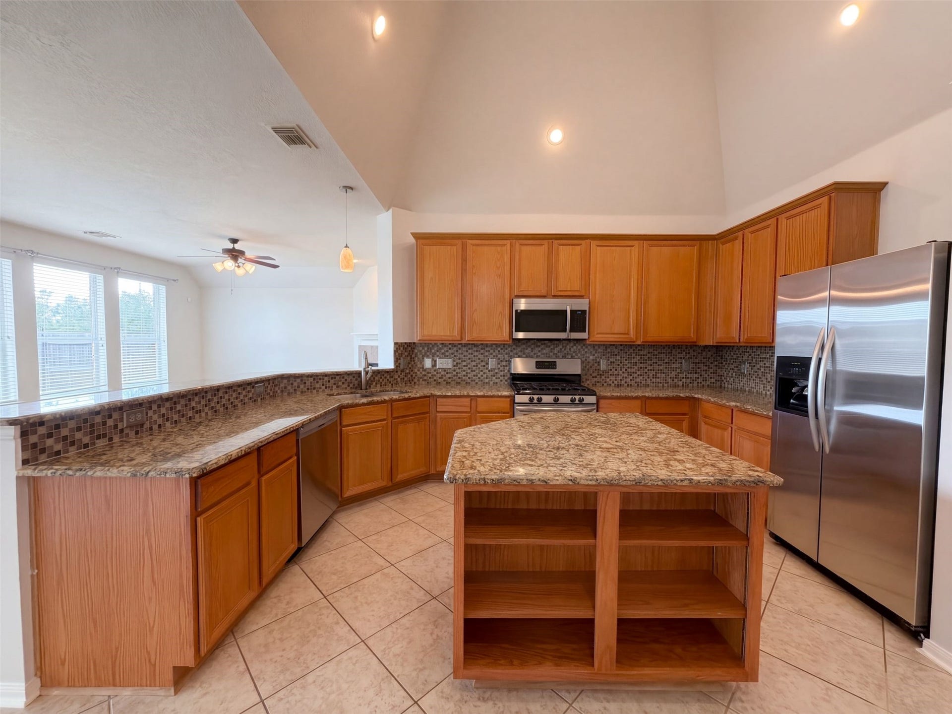 11810 White Water Bay Drive, Pearland, TX 77584 11810 White Water Bay Drive, Pearland, TX 77584