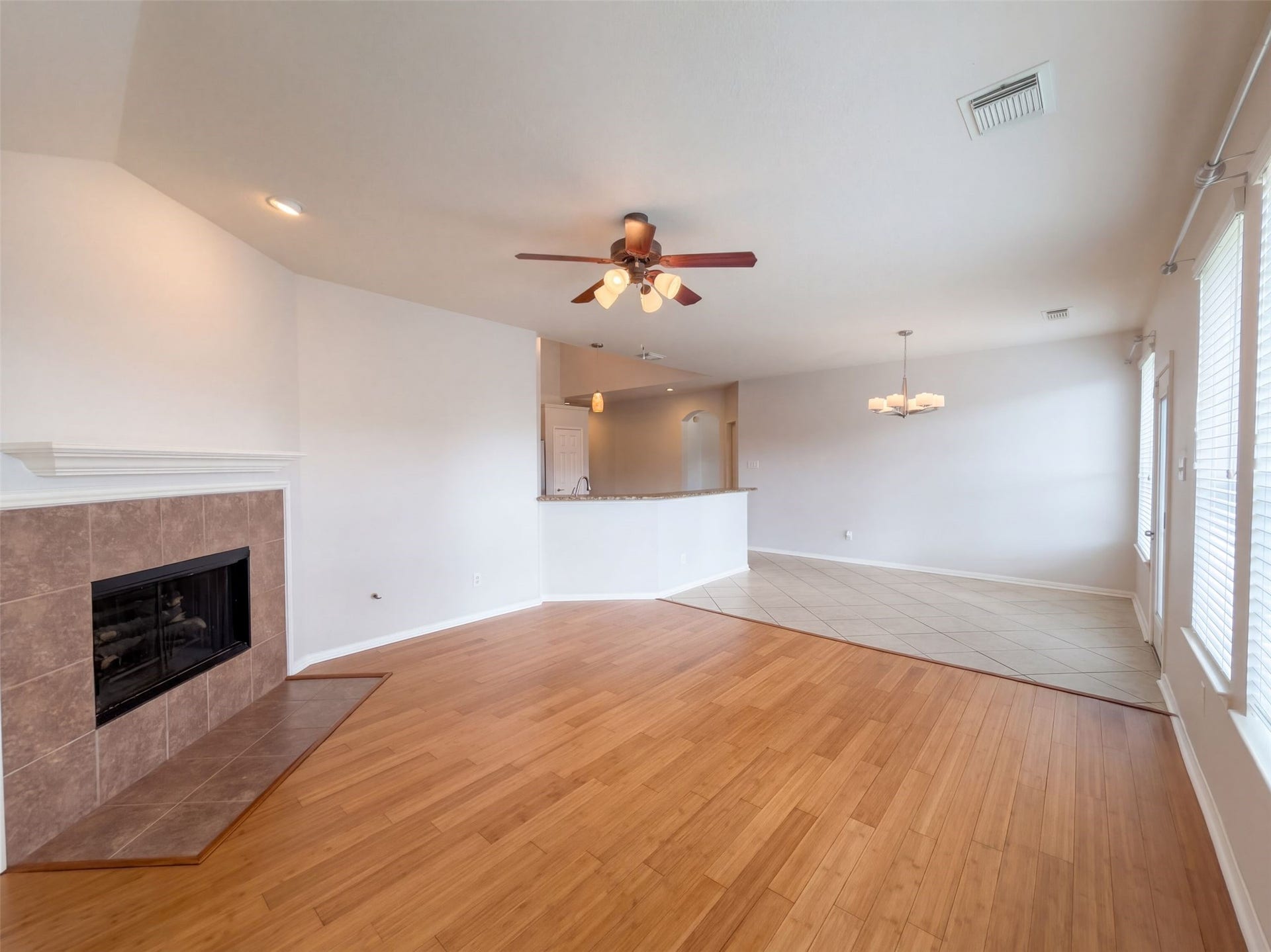 11810 White Water Bay Drive, Pearland, TX 77584 11810 White Water Bay Drive, Pearland, TX 77584