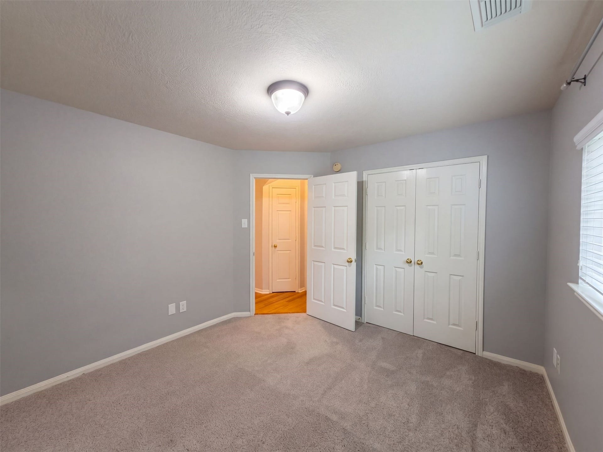 11810 White Water Bay Drive, Pearland, TX 77584 11810 White Water Bay Drive, Pearland, TX 77584