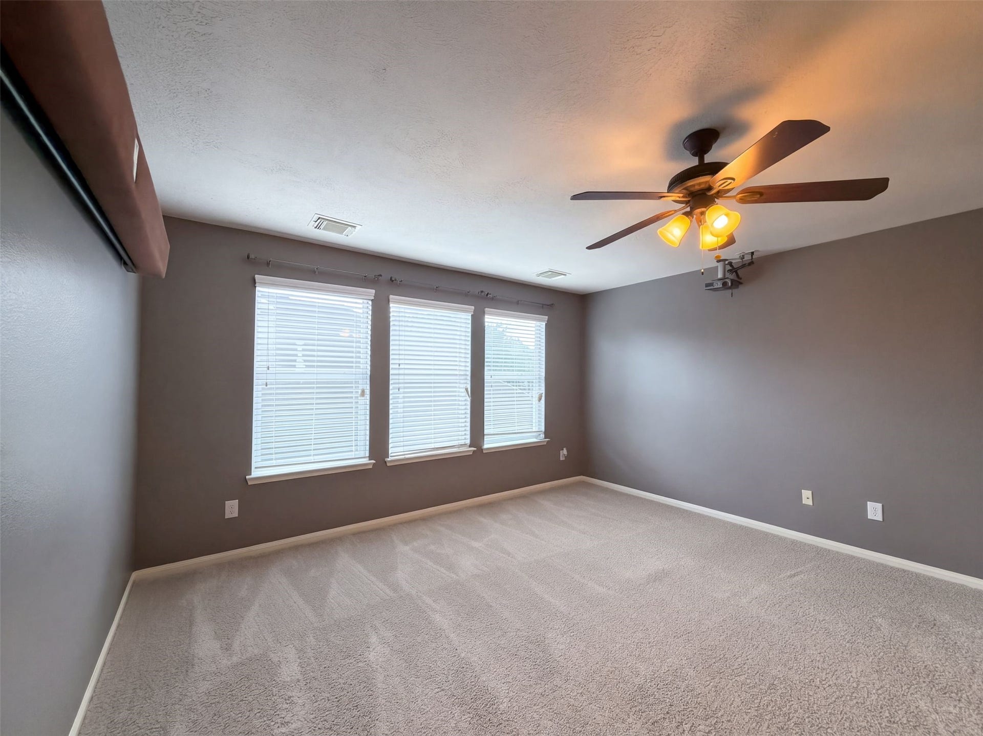11810 White Water Bay Drive, Pearland, TX 77584 11810 White Water Bay Drive, Pearland, TX 77584