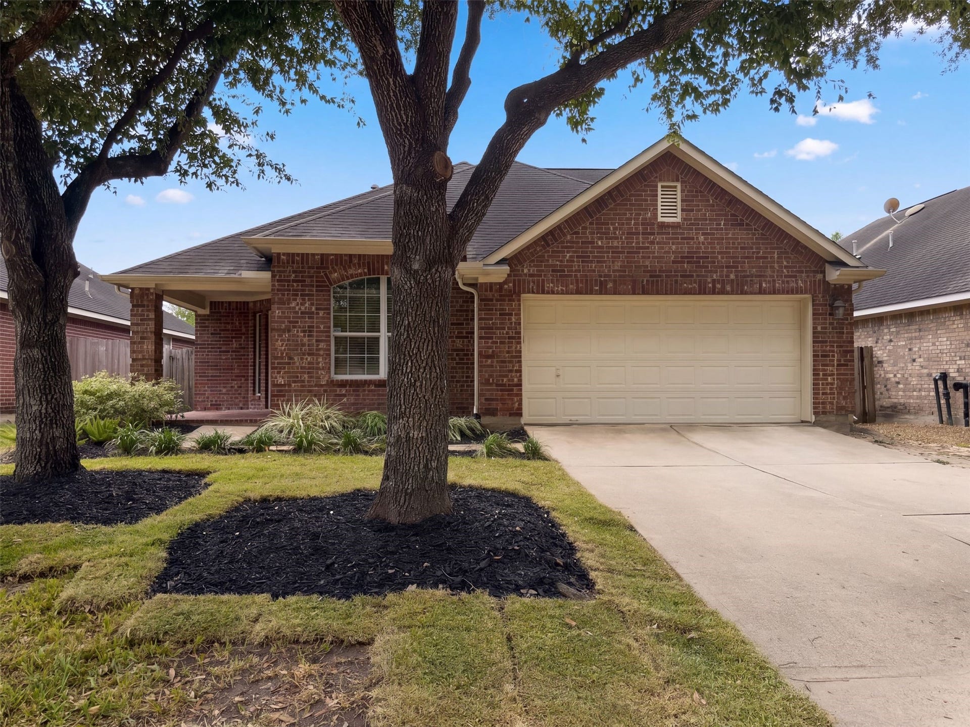11810 White Water Bay Drive, Pearland, TX 77584 11810 White Water Bay Drive, Pearland, TX 77584