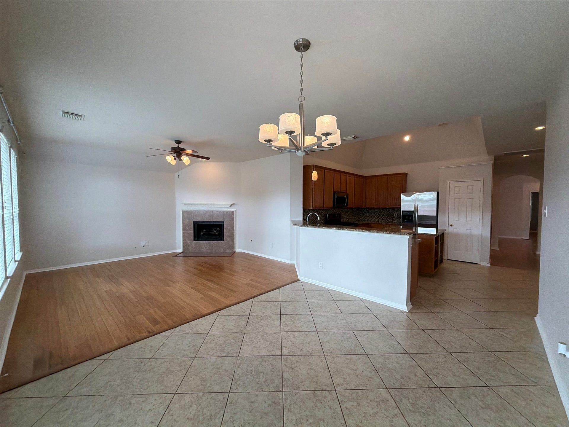 11810 White Water Bay Drive, Pearland, TX 77584 11810 White Water Bay Drive, Pearland, TX 77584