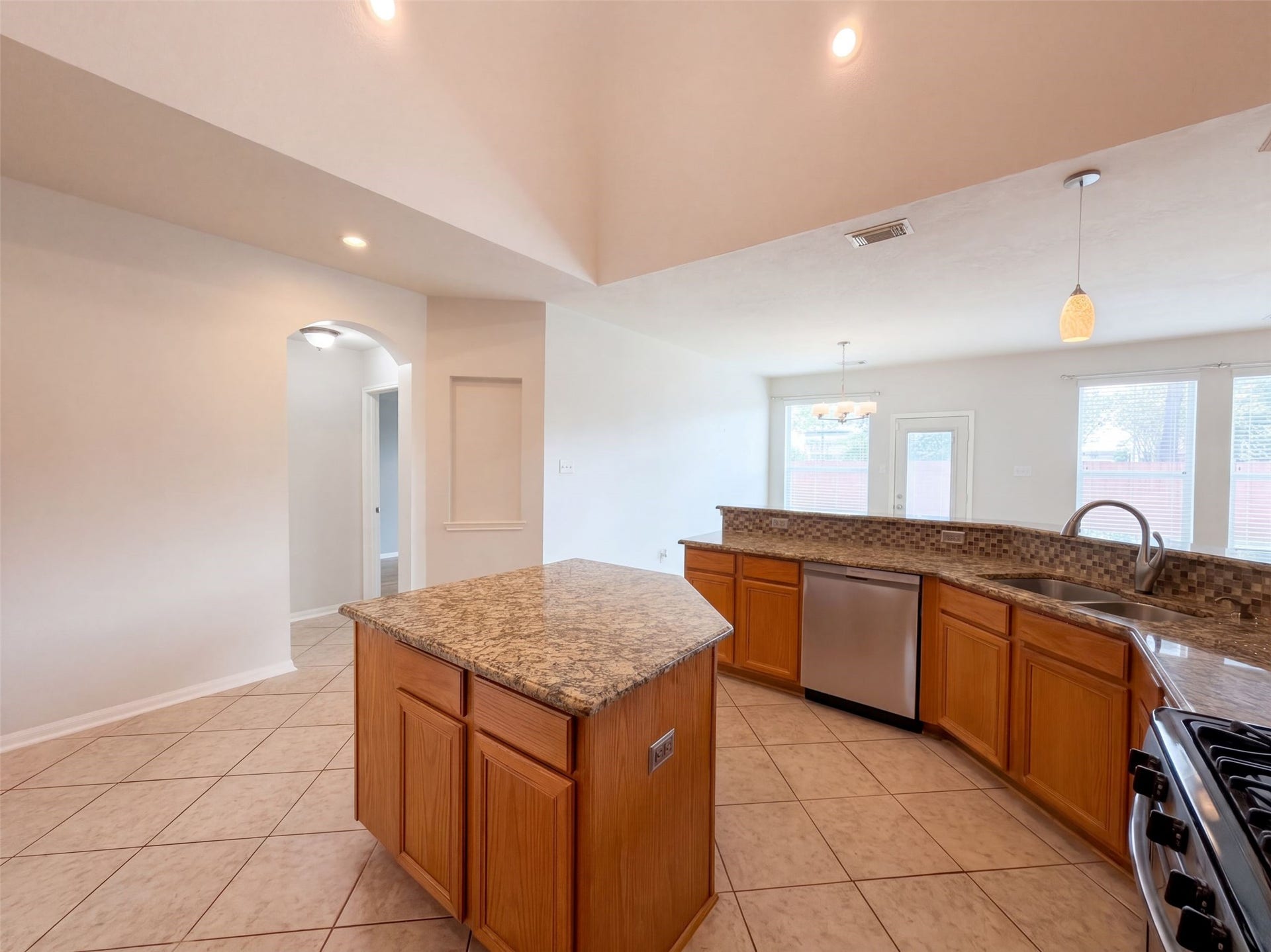 11810 White Water Bay Drive, Pearland, TX 77584 11810 White Water Bay Drive, Pearland, TX 77584