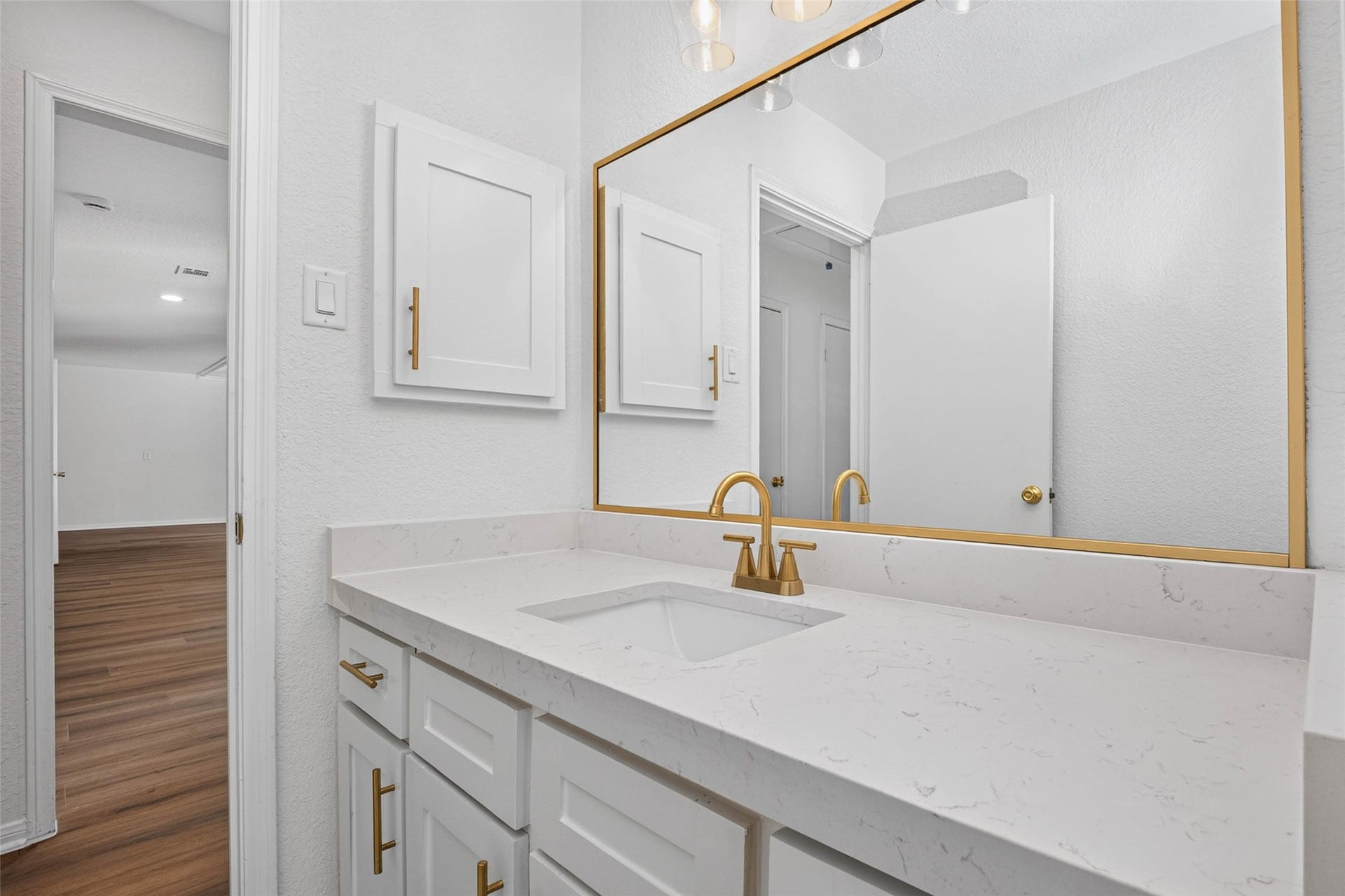 3611 Plum Hollow Drive, Houston, TX 77059 3611 Plum Hollow Drive, Houston, TX 77059