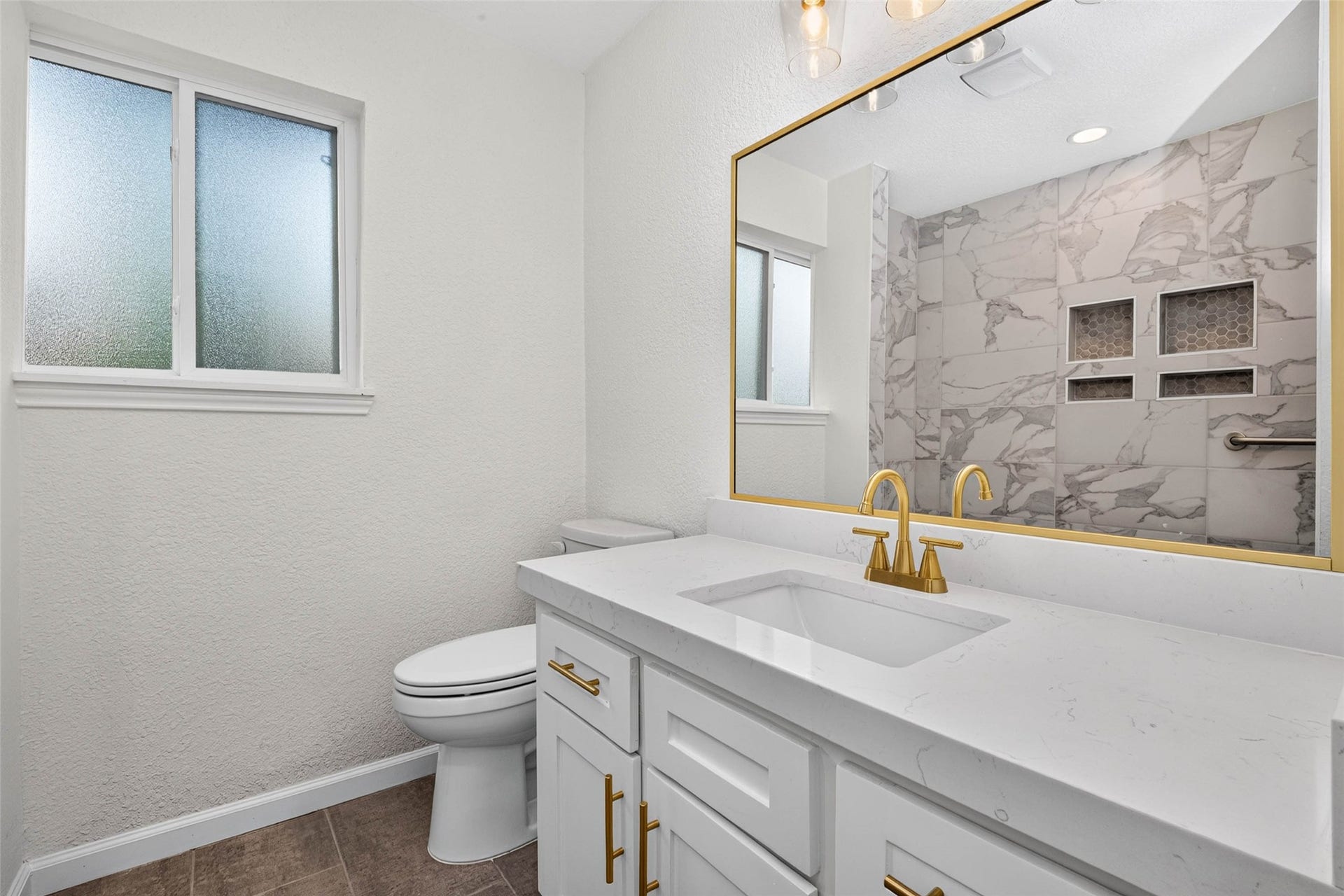 3611 Plum Hollow Drive, Houston, TX 77059 3611 Plum Hollow Drive, Houston, TX 77059