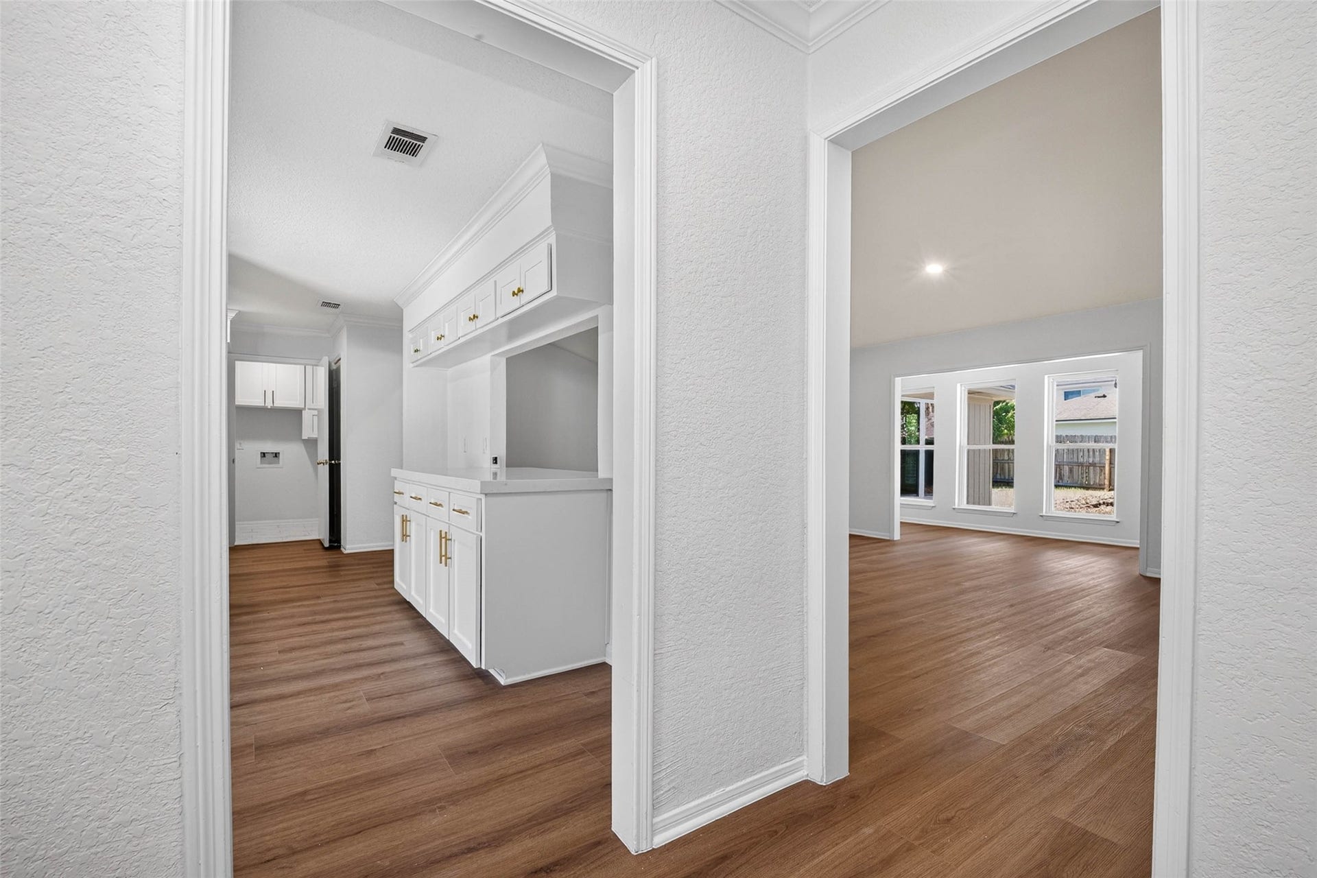 3611 Plum Hollow Drive, Houston, TX 77059 3611 Plum Hollow Drive, Houston, TX 77059