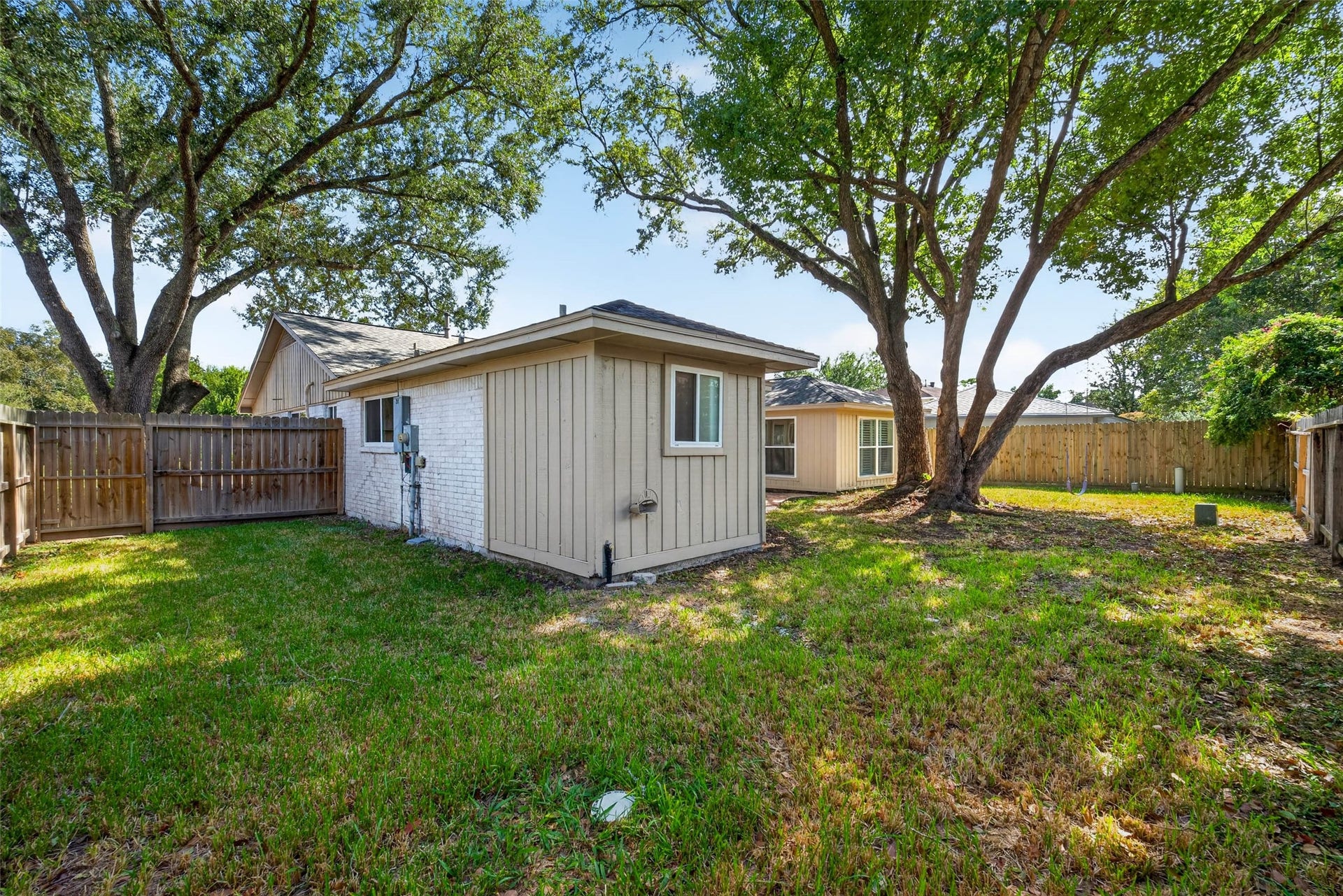 3611 Plum Hollow Drive, Houston, TX 77059 3611 Plum Hollow Drive, Houston, TX 77059