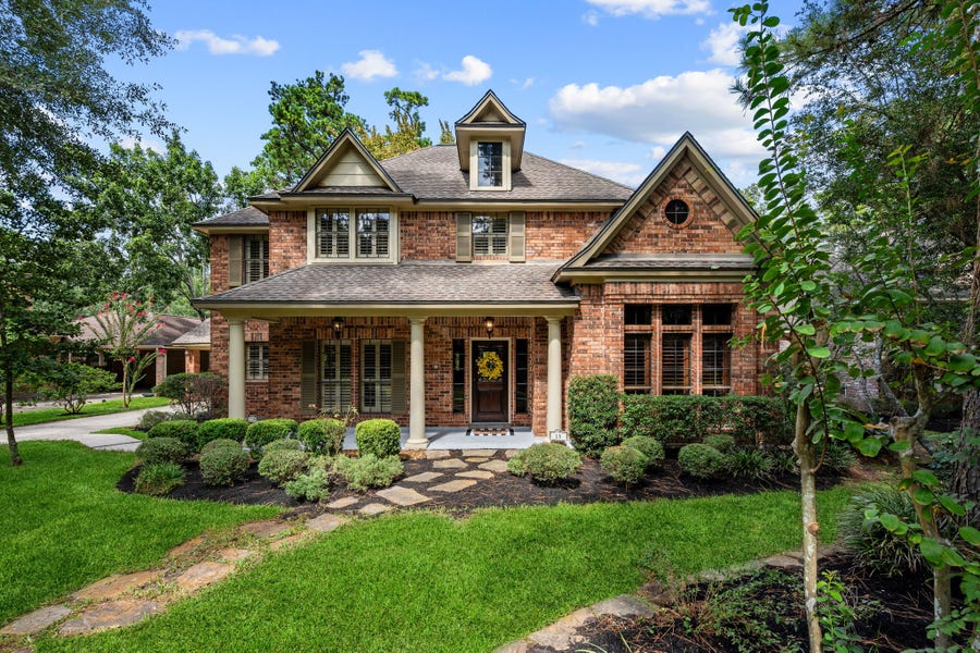 Property photo for 15 Crestone Place, The Woodlands, TX