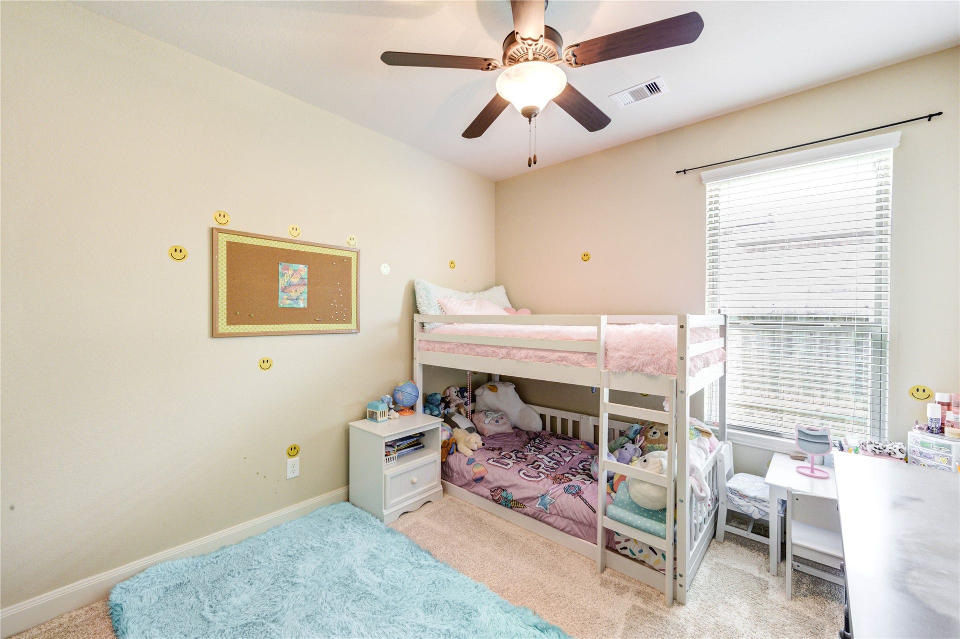 298 Clearwood Drive, League City, TX 77573 298 Clearwood Drive, League City, TX 77573
