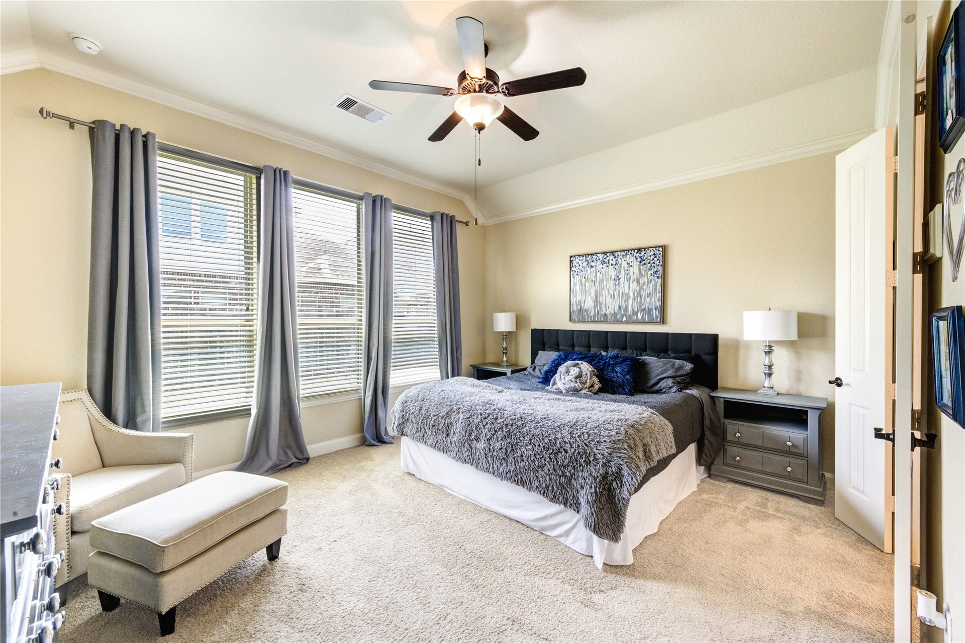 298 Clearwood Drive, League City, TX 77573 298 Clearwood Drive, League City, TX 77573