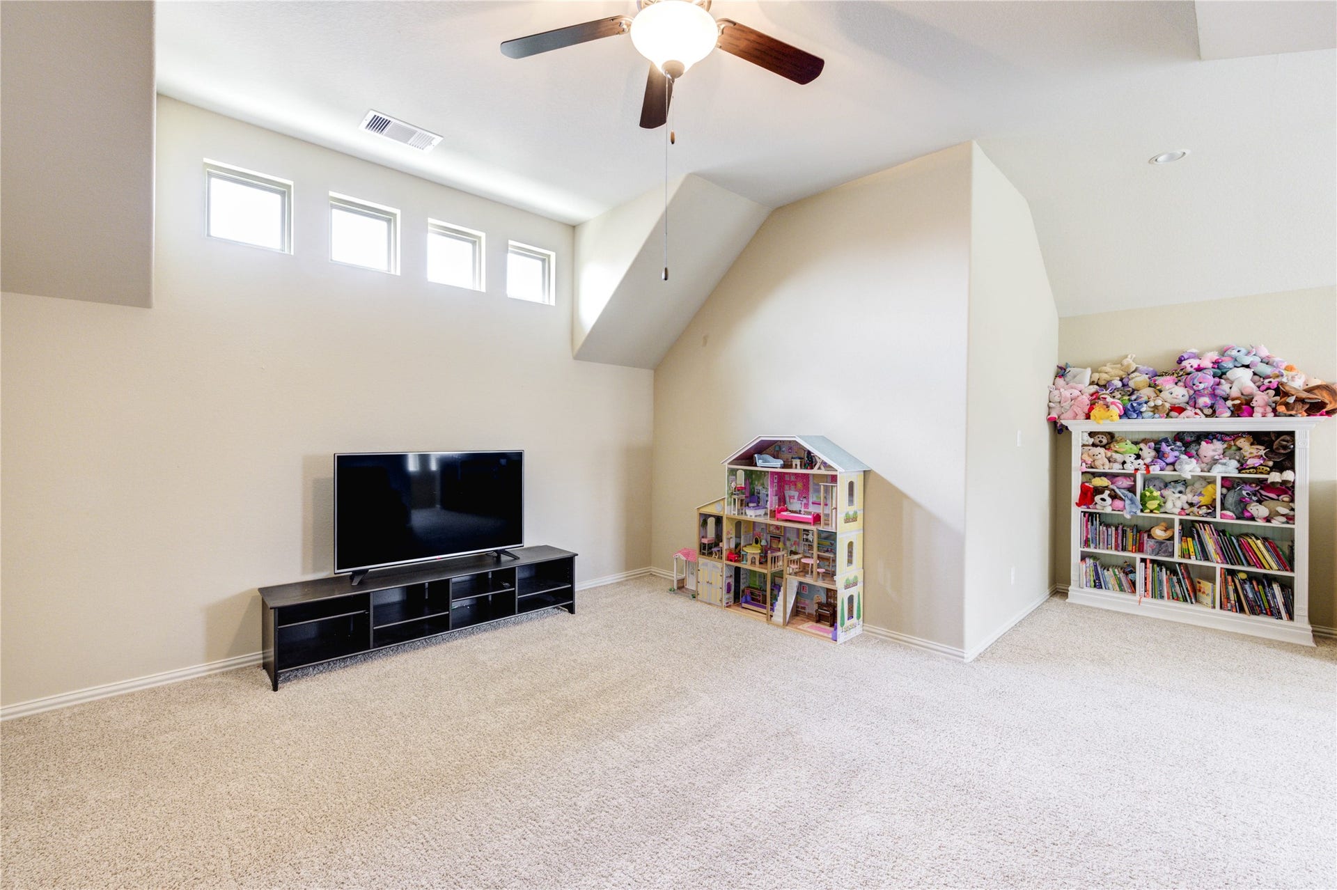 298 Clearwood Drive, League City, TX 77573 298 Clearwood Drive, League City, TX 77573