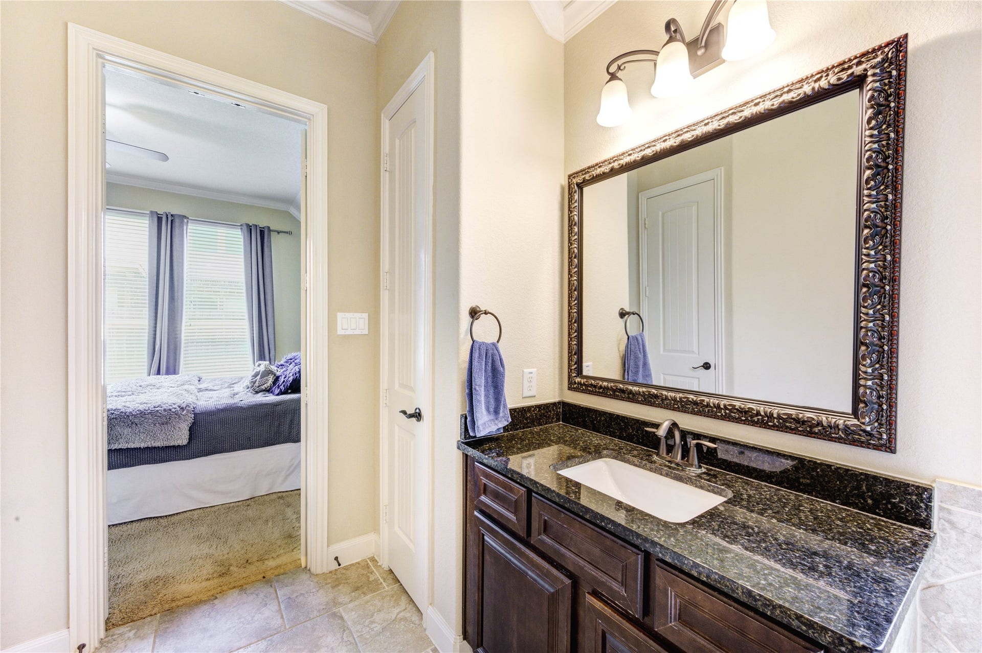 298 Clearwood Drive, League City, TX 77573 298 Clearwood Drive, League City, TX 77573