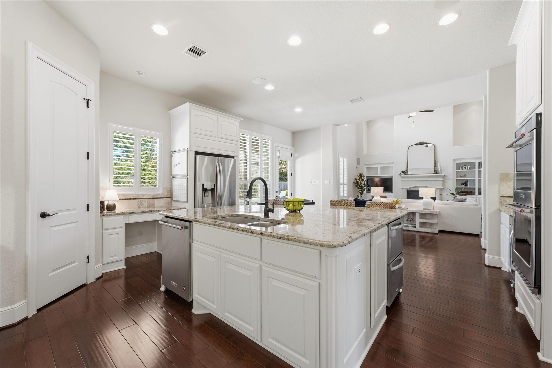 51 S Fremont Ridge Loop, Spring, TX 77389 51 S Fremont Ridge Loop, Spring, TX 77389