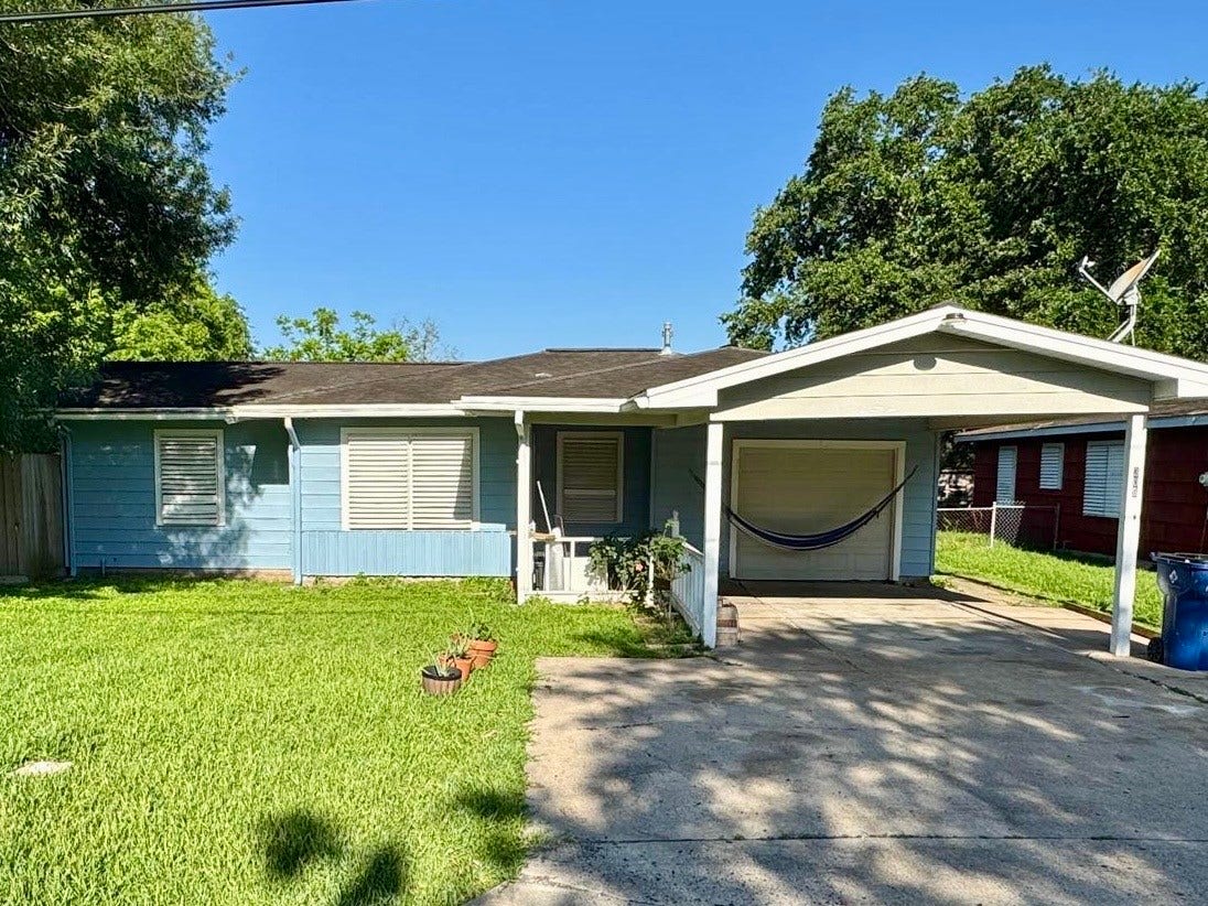 309 S Orchid Drive, Texas City, TX 77591 309 S Orchid Drive, Texas City, TX 77591