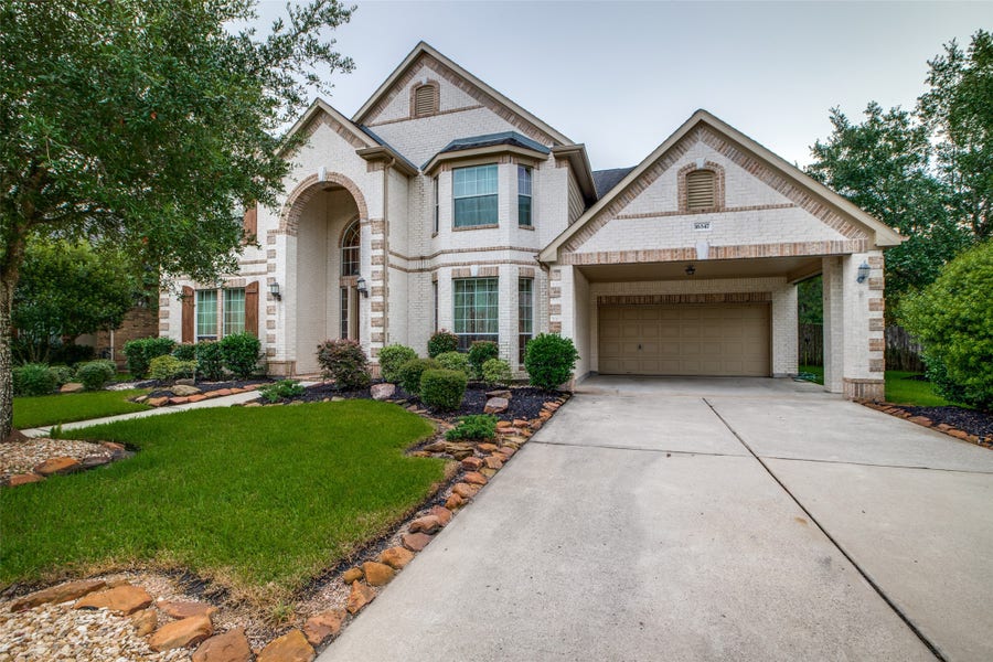 Property photo for 16347 Cascade Caverns Lane, Houston, TX