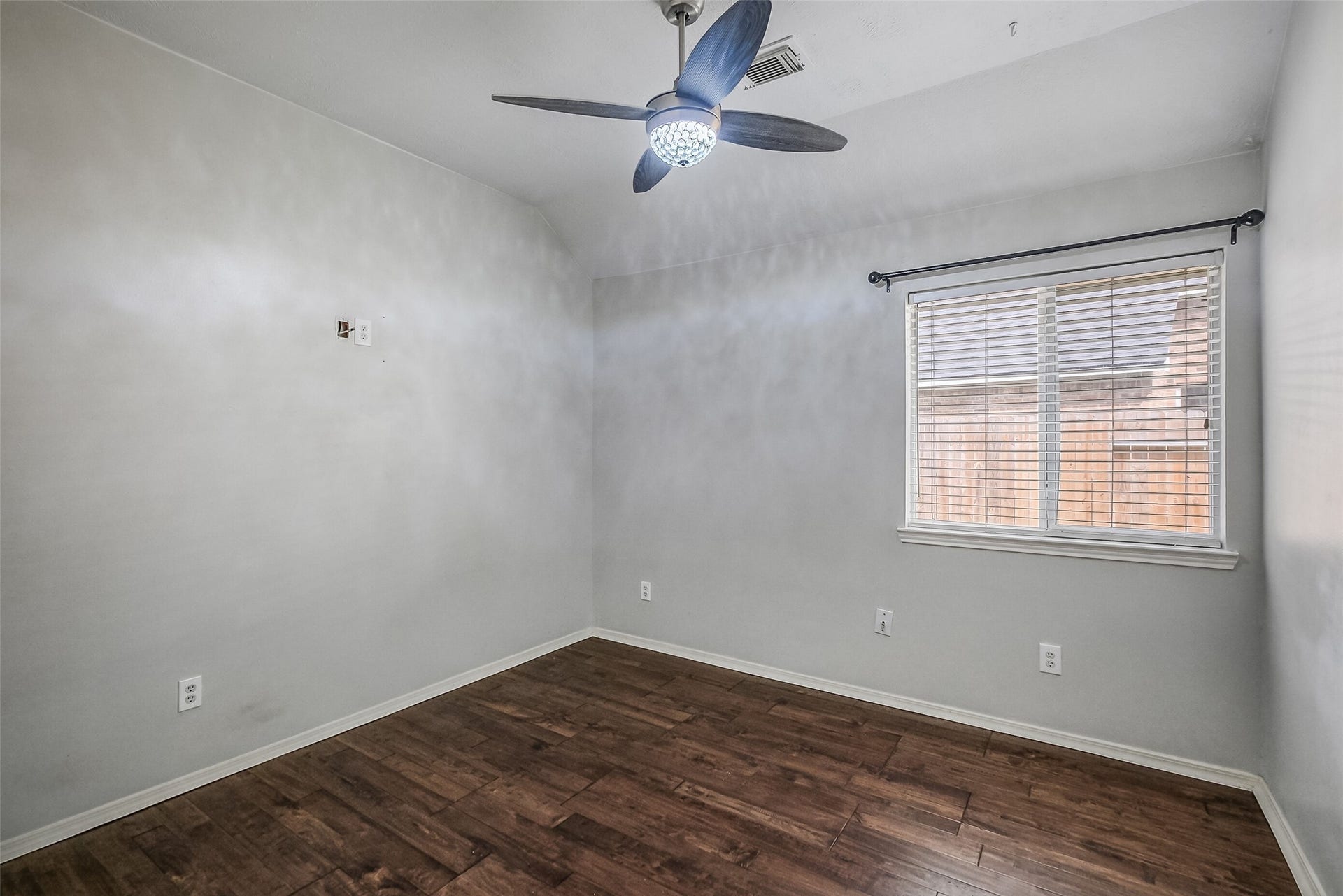 10302 Rudolph Court, Missouri City, TX 77459 10302 Rudolph Court, Missouri City, TX 77459