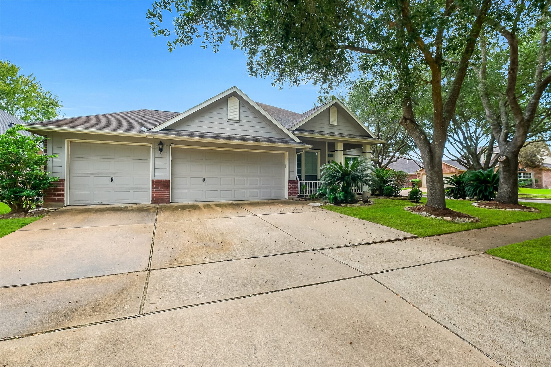 10302 Rudolph Court, Missouri City, TX 77459 10302 Rudolph Court, Missouri City, TX 77459