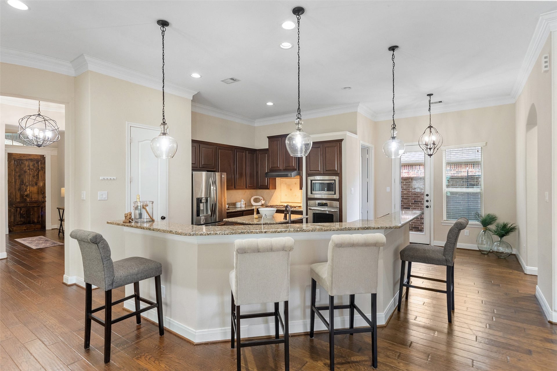 34 Danby Place, The Woodlands, TX 77375 34 Danby Place, The Woodlands, TX 77375