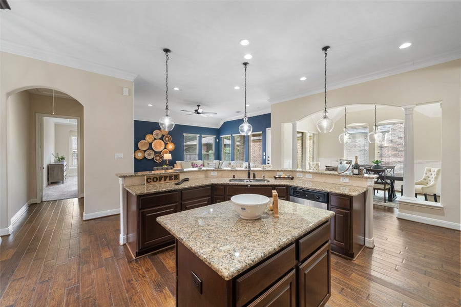Property photo for 34 Danby Place, The Woodlands, TX