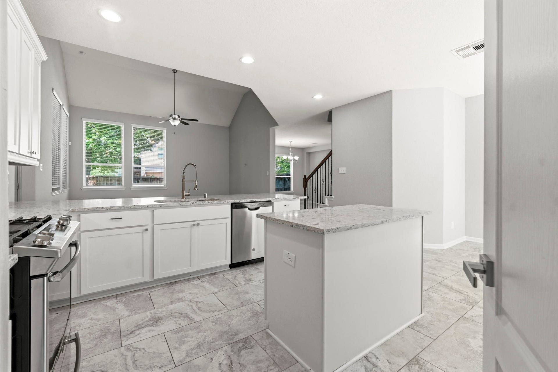 127 Fox Trail Road, Montgomery, TX 77316