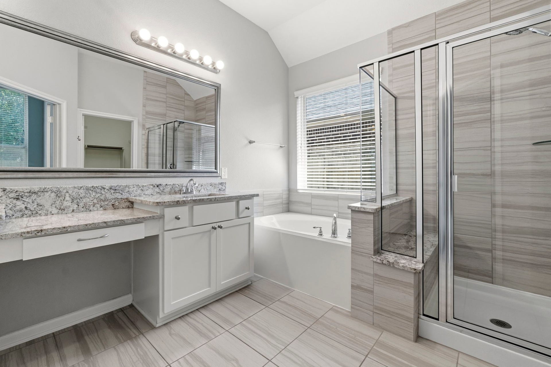 127 Fox Trail Road, Montgomery, TX 77316