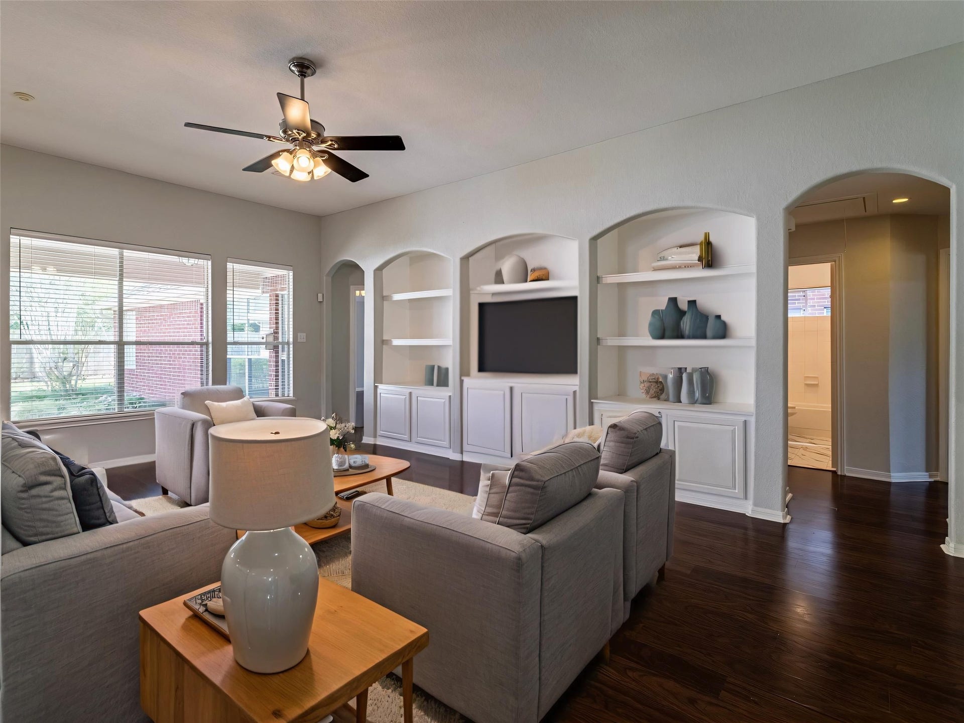 1938 Canyon Crest Drive, Sugar Land, TX 77479 Virtually Staged