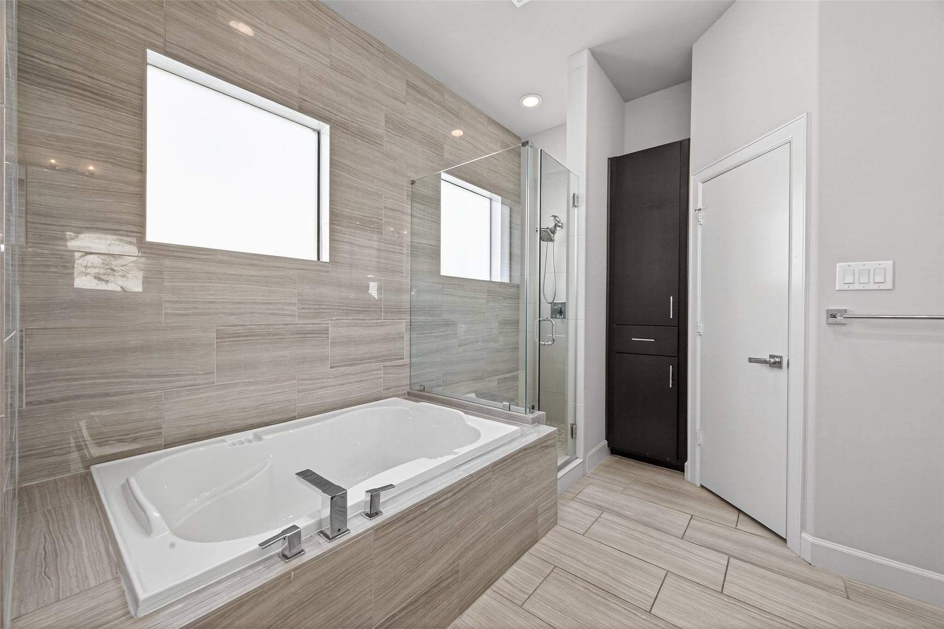 5313 Inker Street, Houston, TX 77007 5313 Inker Street, Houston, TX 77007