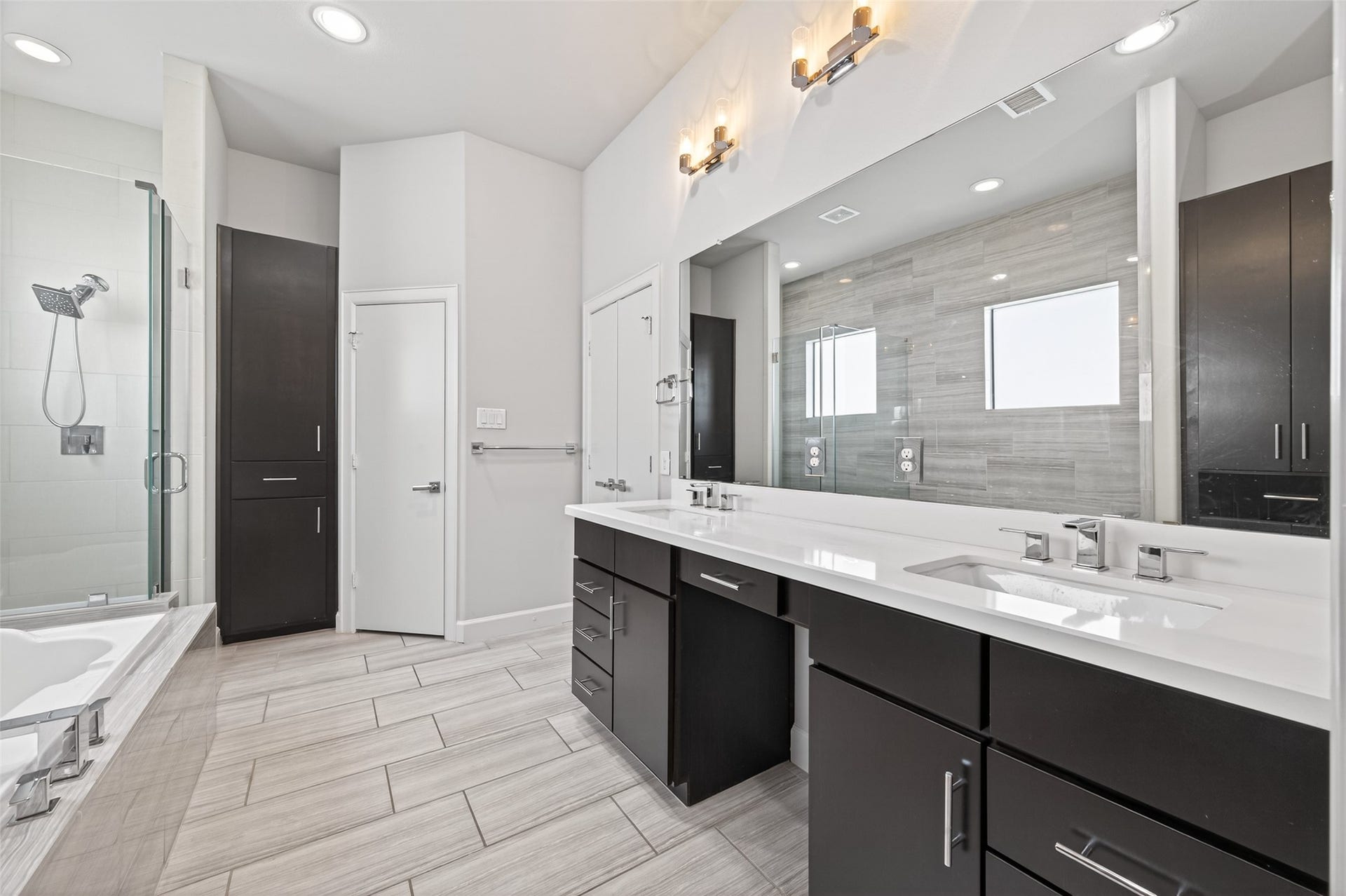 5313 Inker Street, Houston, TX 77007 5313 Inker Street, Houston, TX 77007