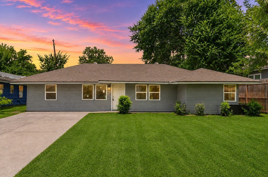 Property photo for 5823 Lyndhurst Drive, Houston, TX