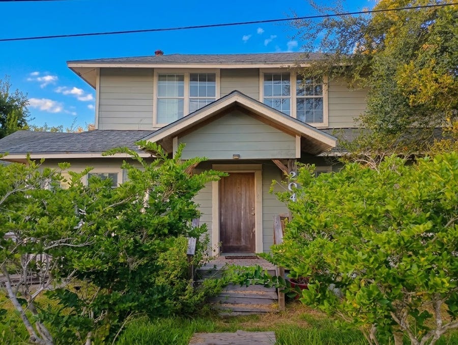 Property photo for 204 Dwire Drive, La Porte, TX