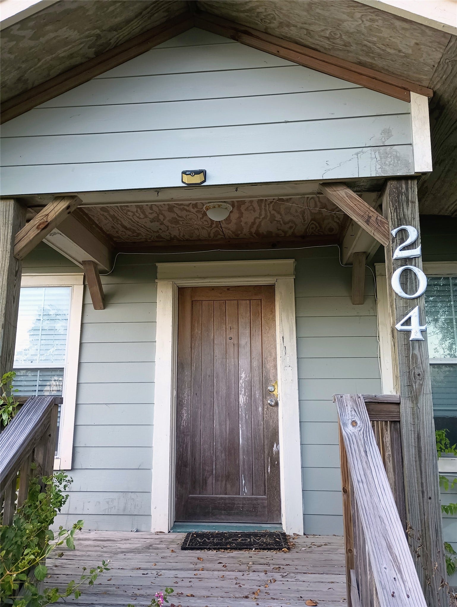 204 Dwire Drive, La Porte, TX 77571 204 Dwire Drive, La Porte, TX 77571