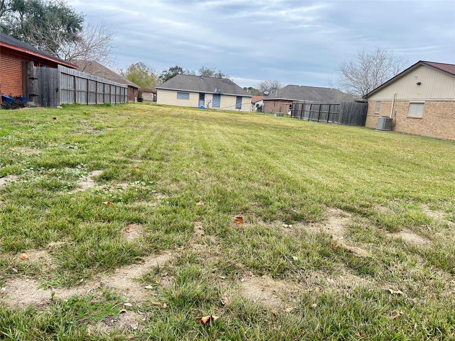 Property photo for 7308 Robin Lane, Texas City, TX