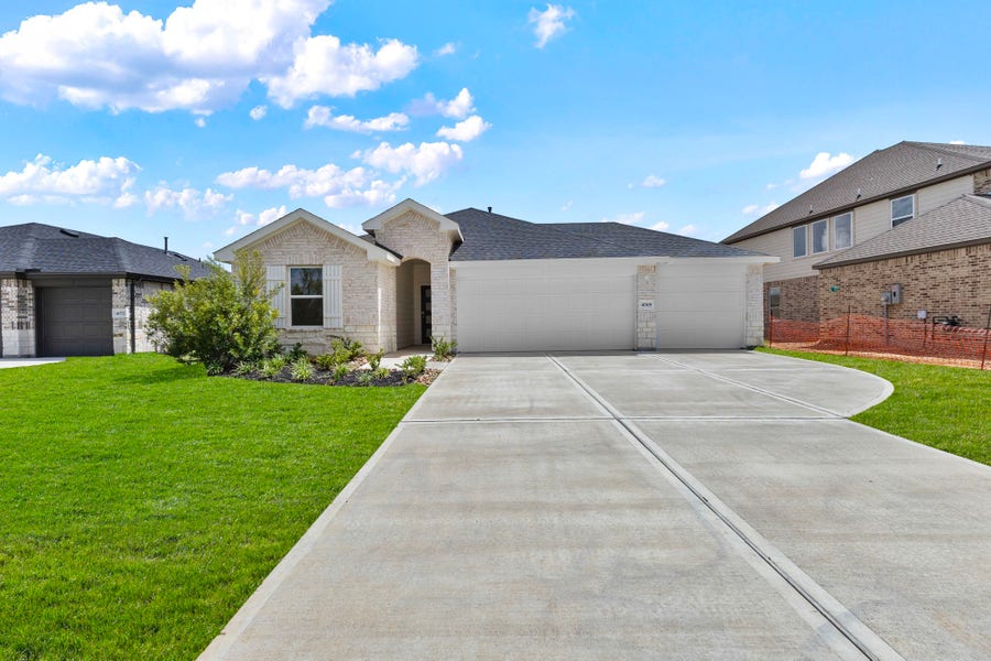 Property photo for 4068 Sun Burst Lane, Brookshire, TX