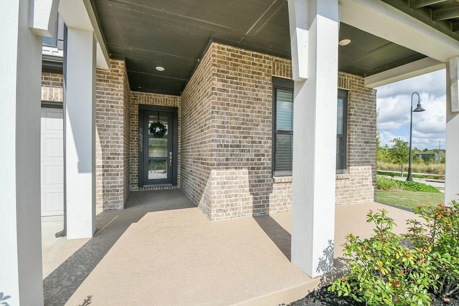 15239 Momentous Path, Cypress, TX 77433 Relax on your front porch with a glass of ice tea, and meet your neighbors as they walk by.