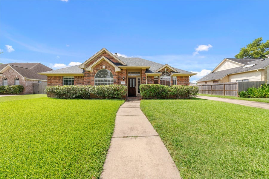 Property photo for 7919 Quail Meadow Drive, Houston, TX