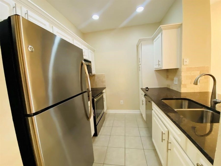 Property photo for 2350 Westcreek Lane, #5204, Houston, TX