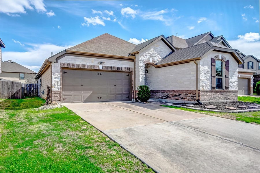 Property photo for 6718 Madison Heights Court, Katy, TX