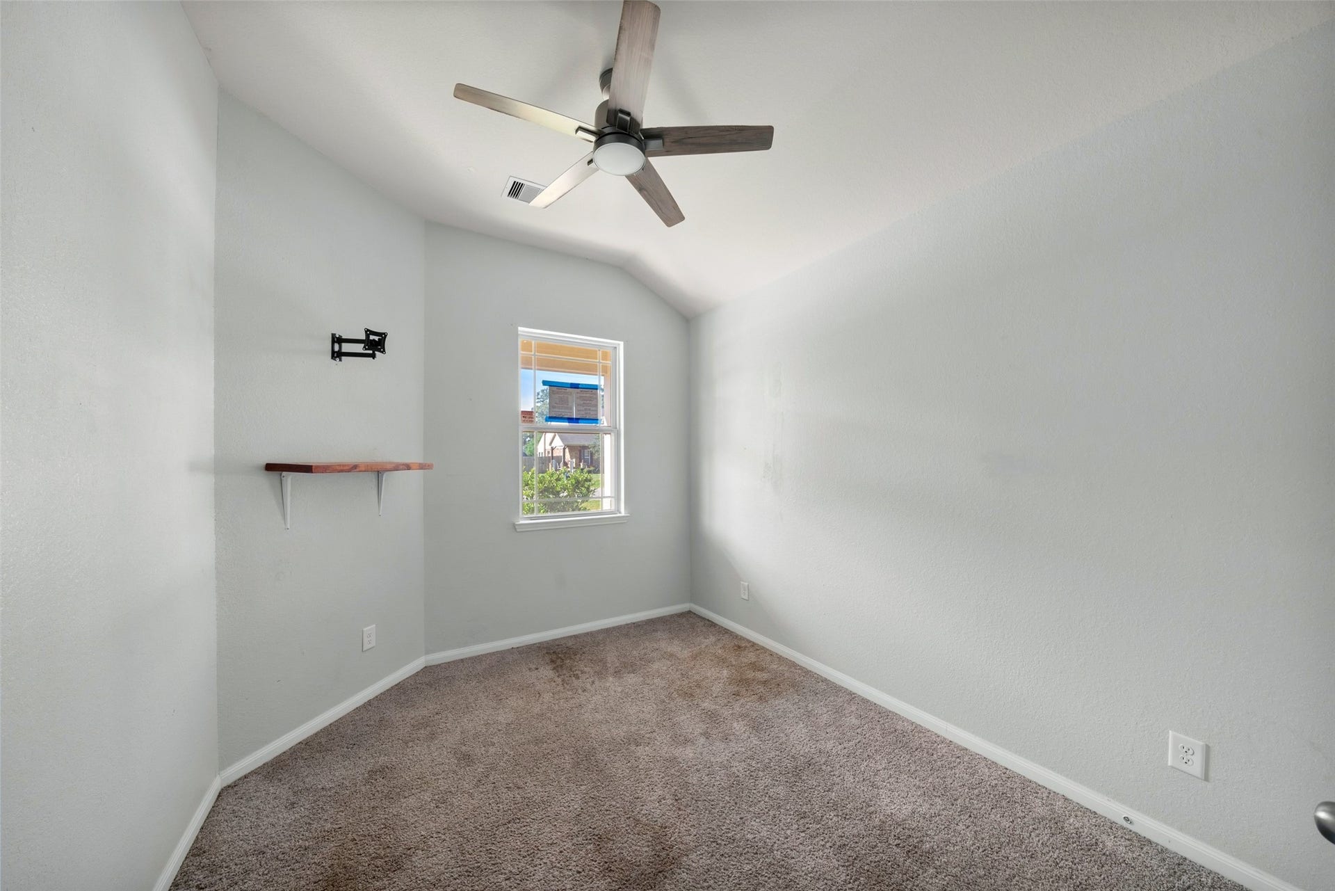 15137 Meadow Glen S, Conroe, TX 77306 15137 Meadow Glen S, Conroe, TX 77306