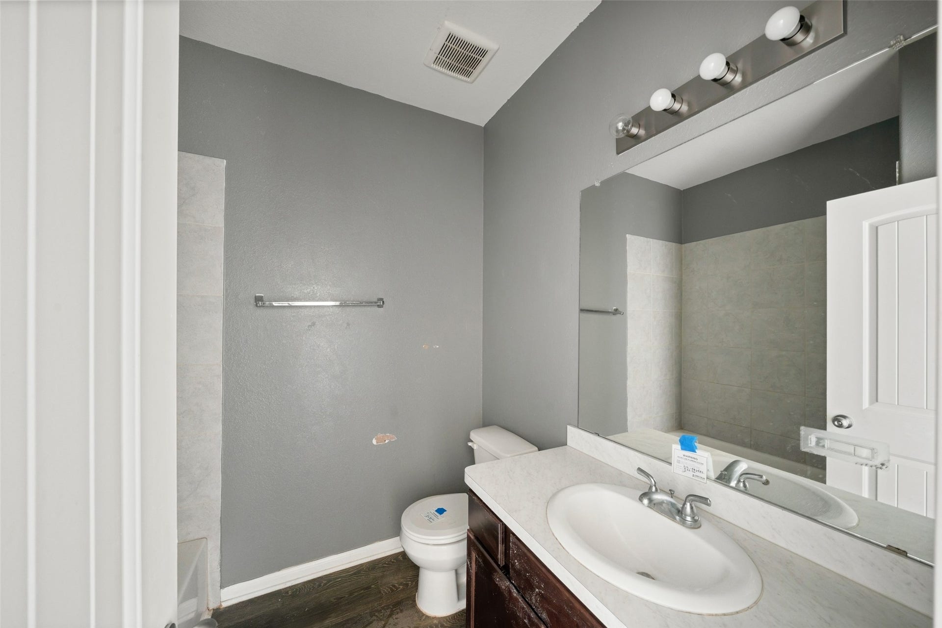 15137 Meadow Glen S, Conroe, TX 77306 15137 Meadow Glen S, Conroe, TX 77306