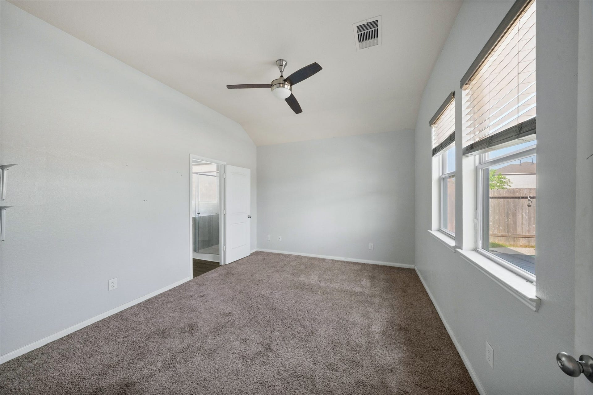 15137 Meadow Glen S, Conroe, TX 77306 15137 Meadow Glen S, Conroe, TX 77306