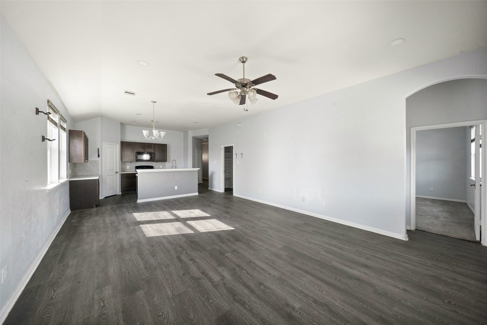 15137 Meadow Glen S, Conroe, TX 77306 15137 Meadow Glen S, Conroe, TX 77306
