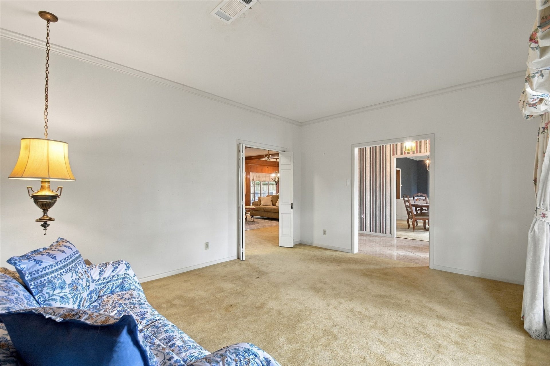 203 Ballantrae Lane, Houston, TX 77015