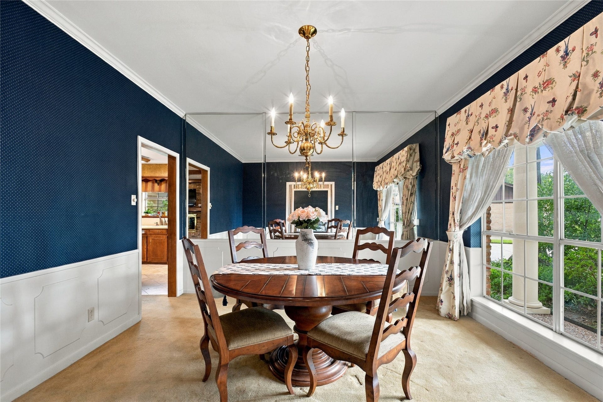 203 Ballantrae Lane, Houston, TX 77015