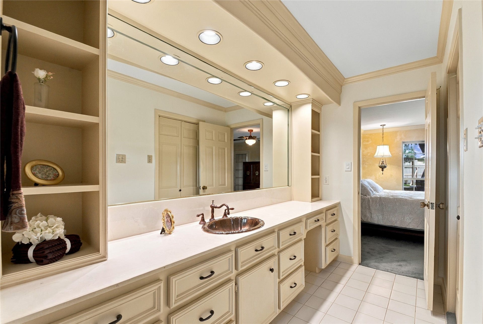 203 Ballantrae Lane, Houston, TX 77015