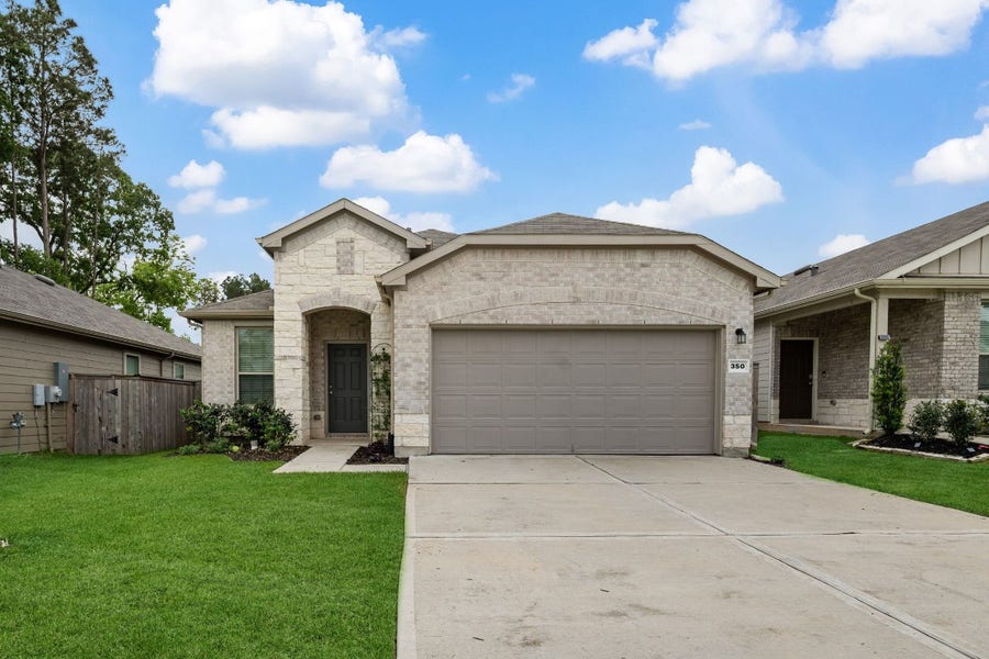 Property photo for 350 Shady Cedar Hill Lane, Willis, TX