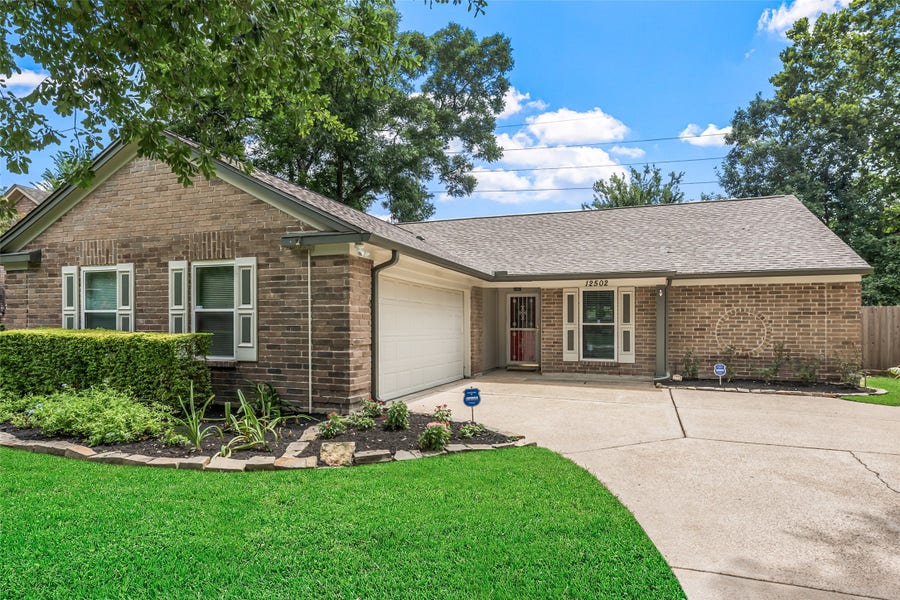Property photo for 12502 Bent Pine Drive, Cypress, TX